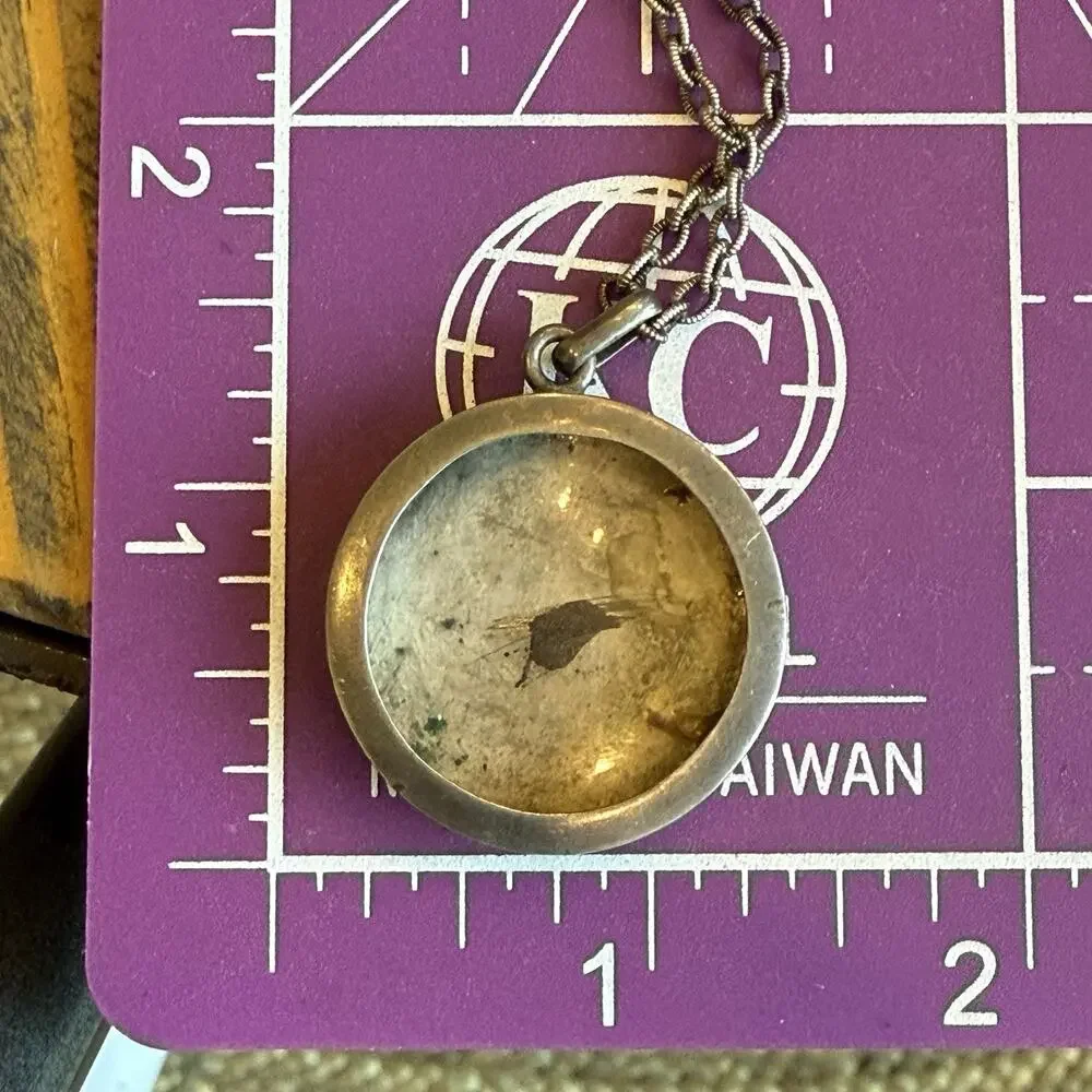 Antique Vintage Sterling Silver Round Glass Photo Locket With Chain READ
